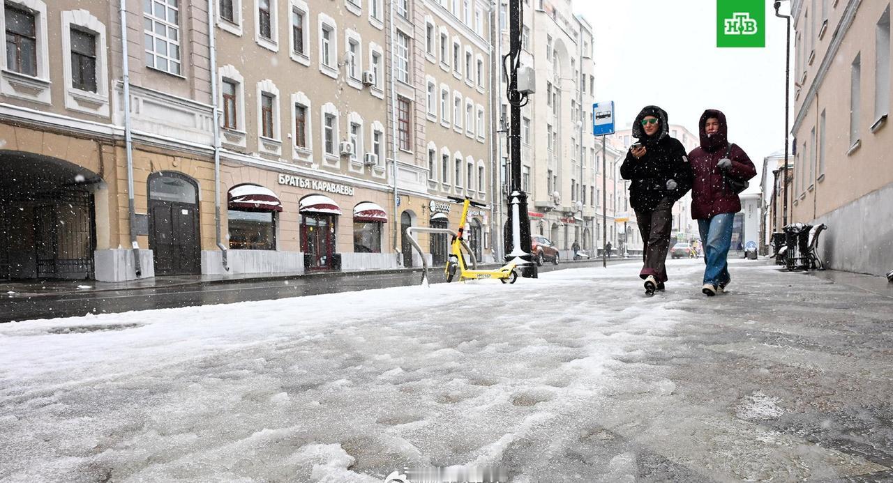 俄罗斯首都莫斯科紧急情况部负责人说，从11月14日23:00到11月15日10: