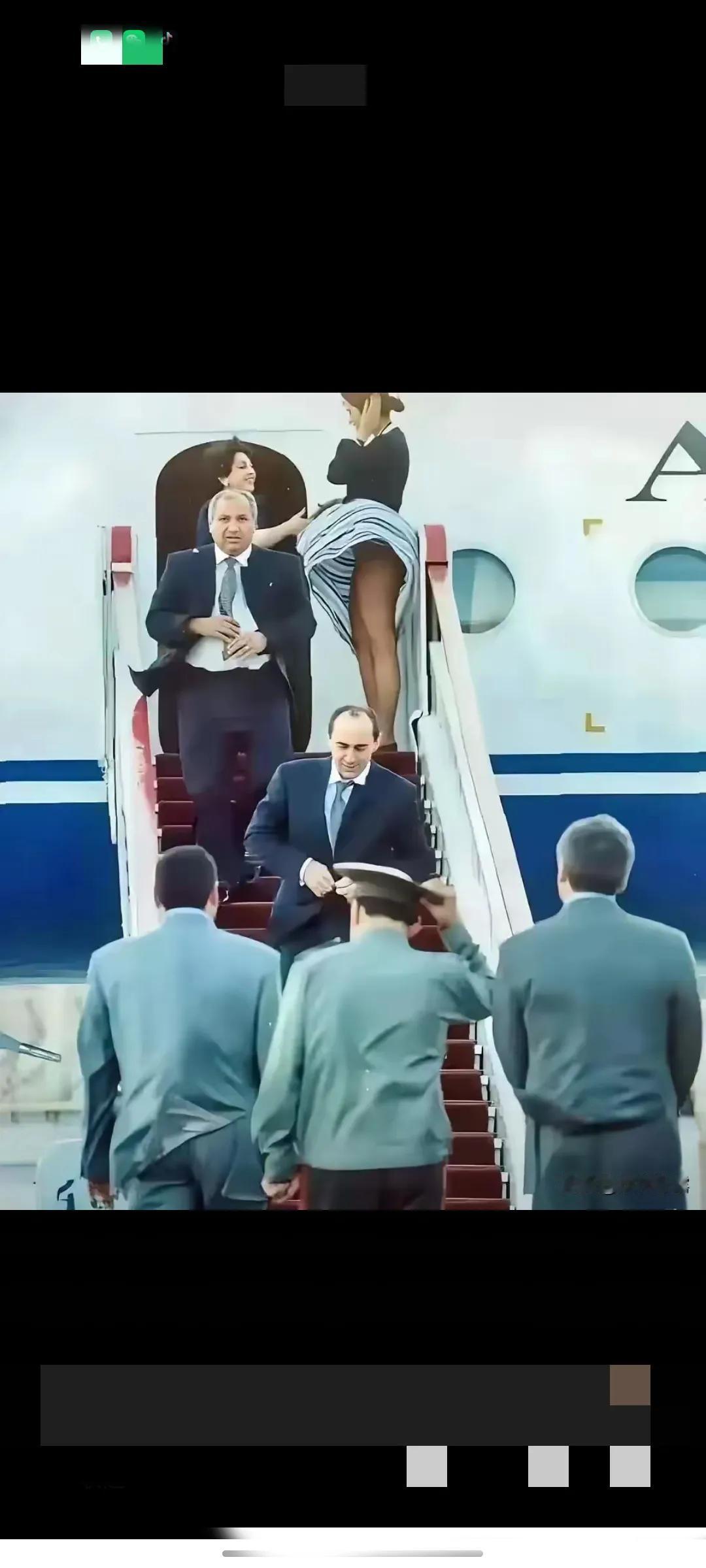 风，太疯了。
   这个风，真的是太浪漫了。
   这个风，真的是太可爱了。
 