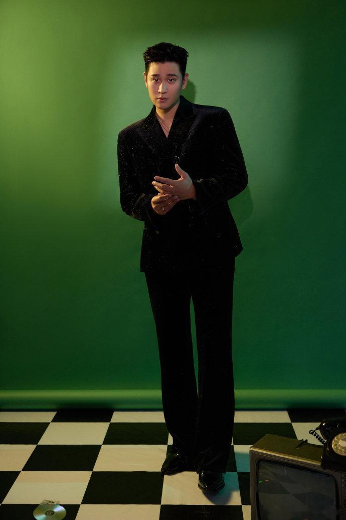周兴哲可惜了周兴哲的舞台好惊艳，听到这首曲子有种唱到心里去的舒服感。越听越上头，