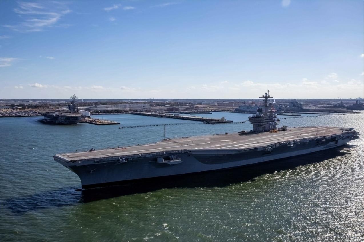 双航母压不住伊朗？特朗普祭出终极杀招，布什号航母直奔中东严阵以待，但在老百姓眼里