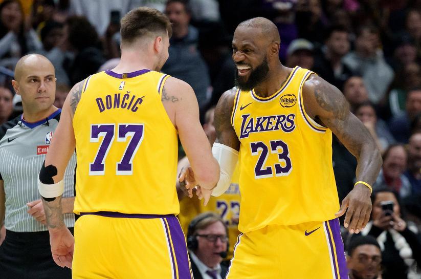 明天上午11点，湖人和快船的洛城德比将开打，快船主场。今天，詹姆斯和东契奇都没有