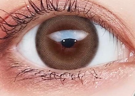 既然大家都知道我是一个眼睛很会放电的笨蛋美女了，那就分享一下，如果想让你的眼神很