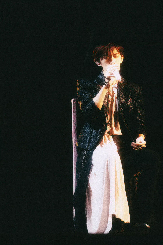 易烊千玺小网站开启歌曲投票 这个易烊千玺就是这么宠 这个易烊千玺就是这么宠，易烊