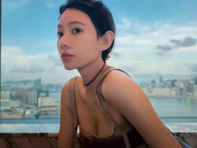 上联：有缘千里来相会；诚邀下联妙笔生花创作挑战 哪个时候让你明白钱的重要性