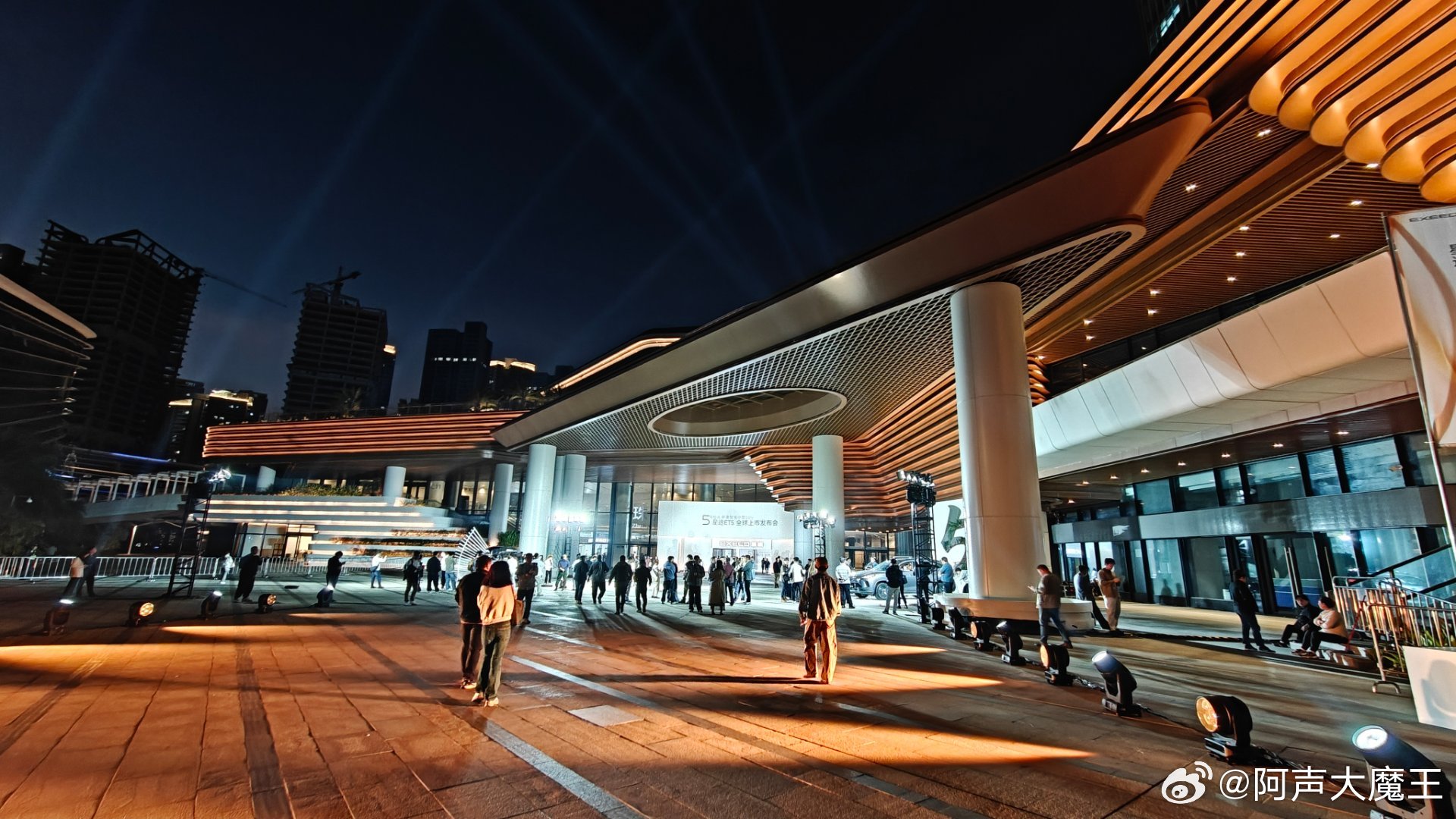 奇瑞星途ET5今晚18:30在珠海国际会展中心全球发布这次星途ET5在智驾上、操