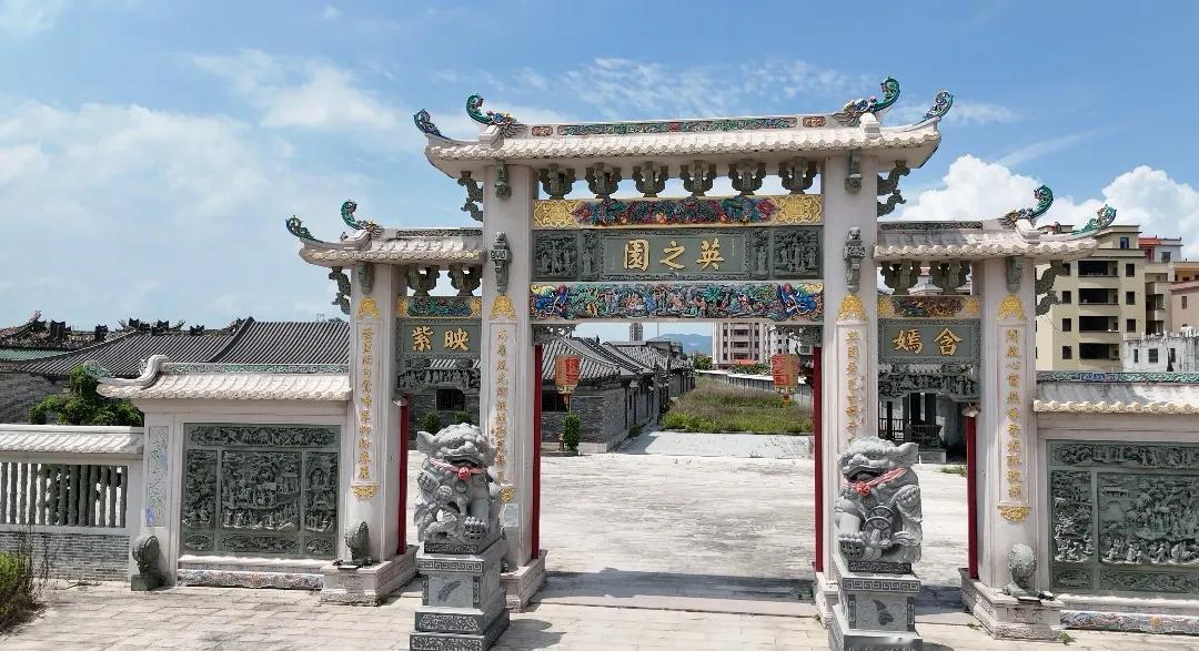 英之园一夜之间被夷为平地，实在令人惋惜！其实在普通平民百姓心中，自己的一亩三分地