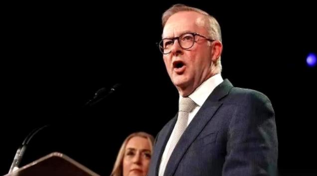 澳大利亚这变脸的速度，简直比川剧还精彩！前脚刚要把达尔文港强行收归国有，后脚一封