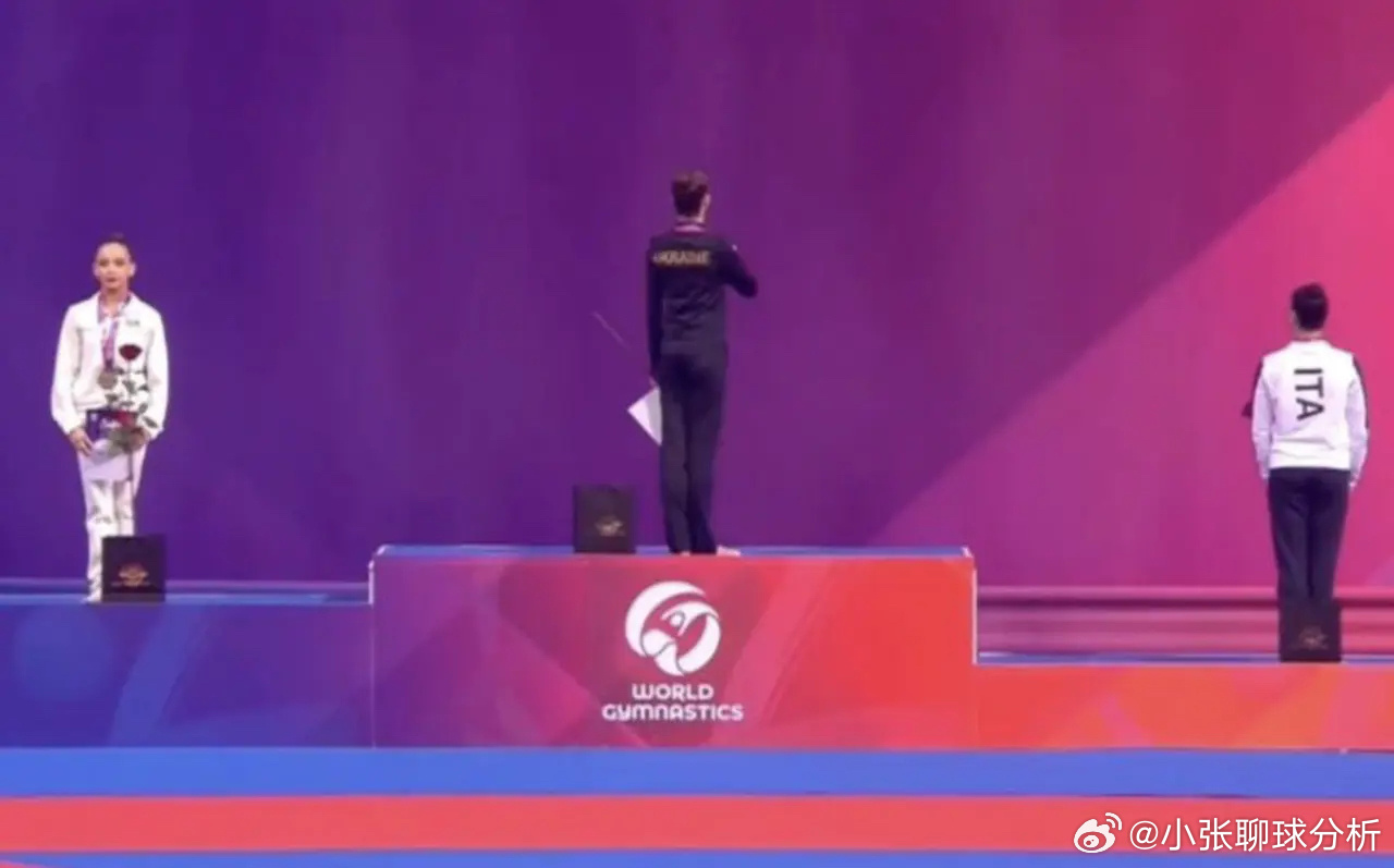 争议 乌克兰选手夺艺术体操世界杯冠军 俄罗斯选手领奖时背对国旗3月31日凌晨，2