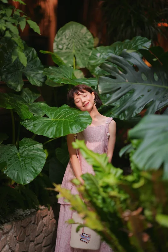 当77岁的闺蜜问我为什么不穿吊带裙～