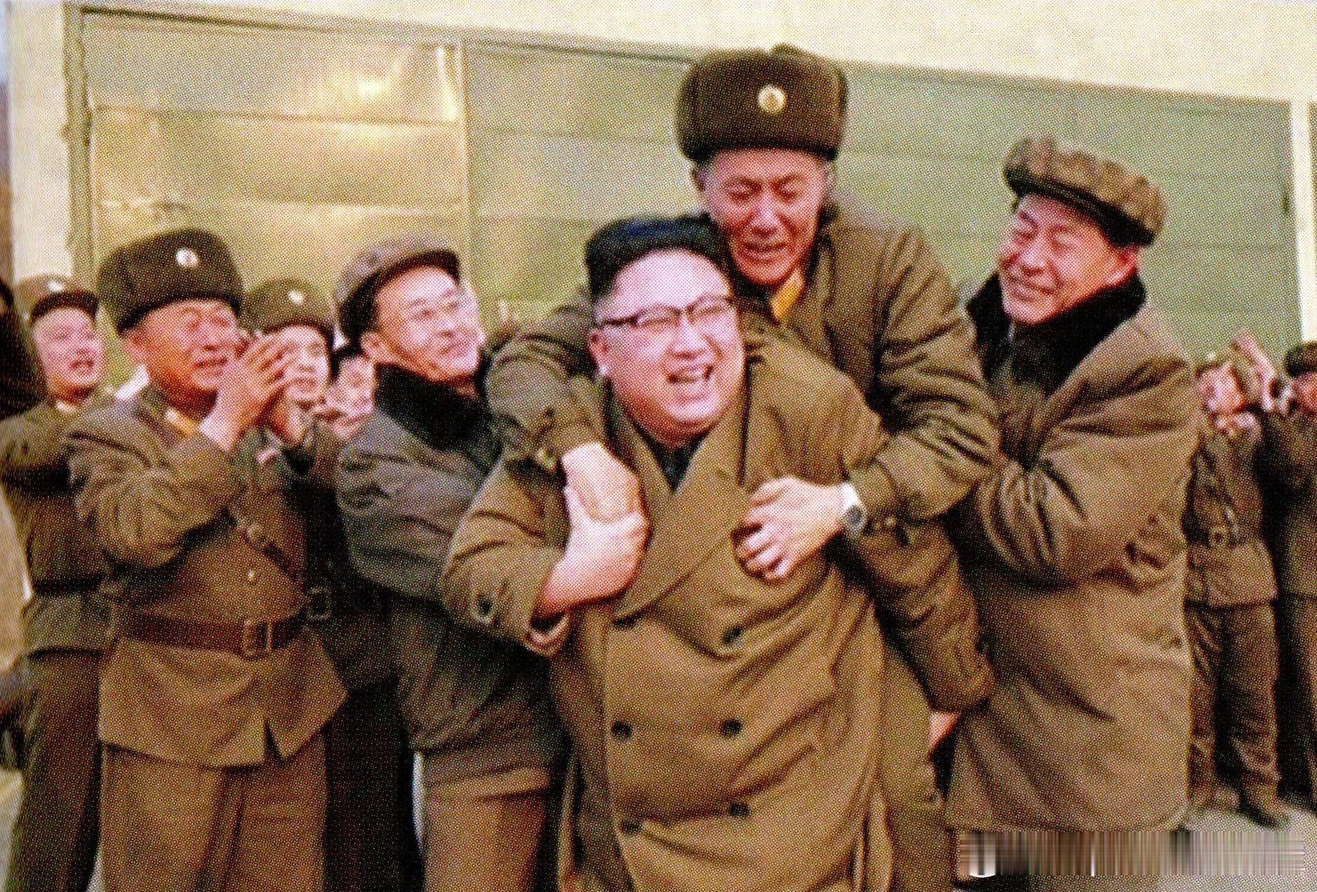 2017年3月18日金总参观了新型大功率火箭发动机地面点火试验。报道称，试验结果