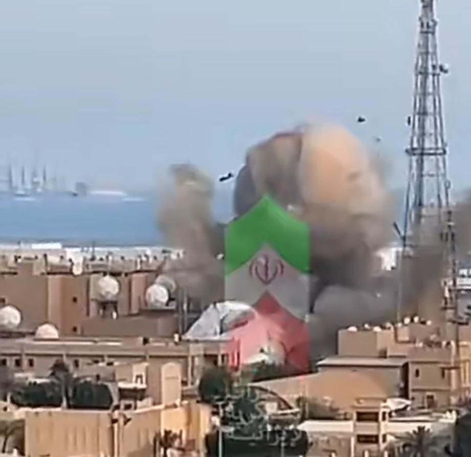 伊朗对美军及其盟友的设施发动了大规模导弹和无人机袭击。
美军在中东地区内八个国家