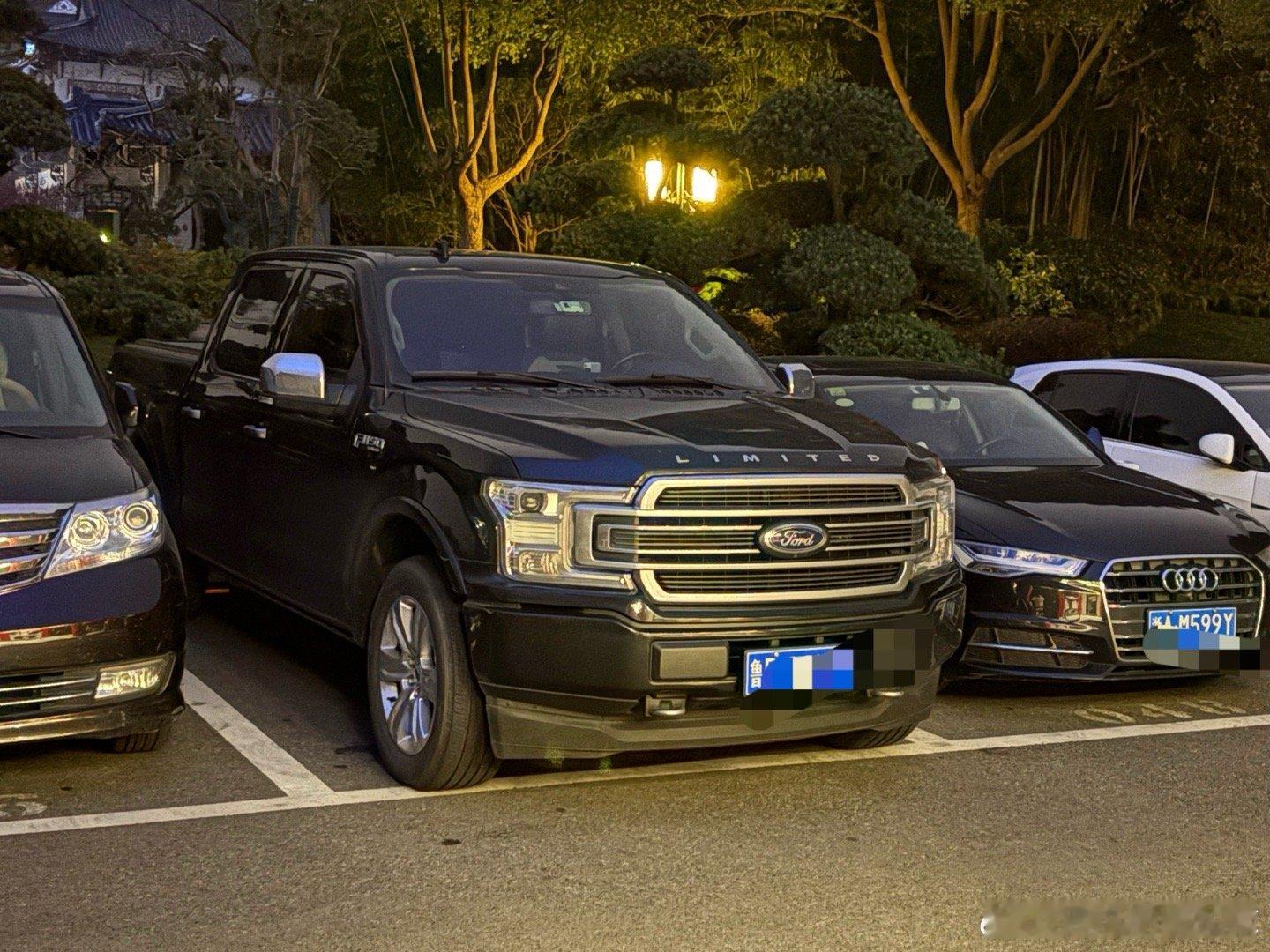 扬州路上的车两大特点1-好车是真多，还有巨多“杭州湾库里南”2-山东牌的车 上海