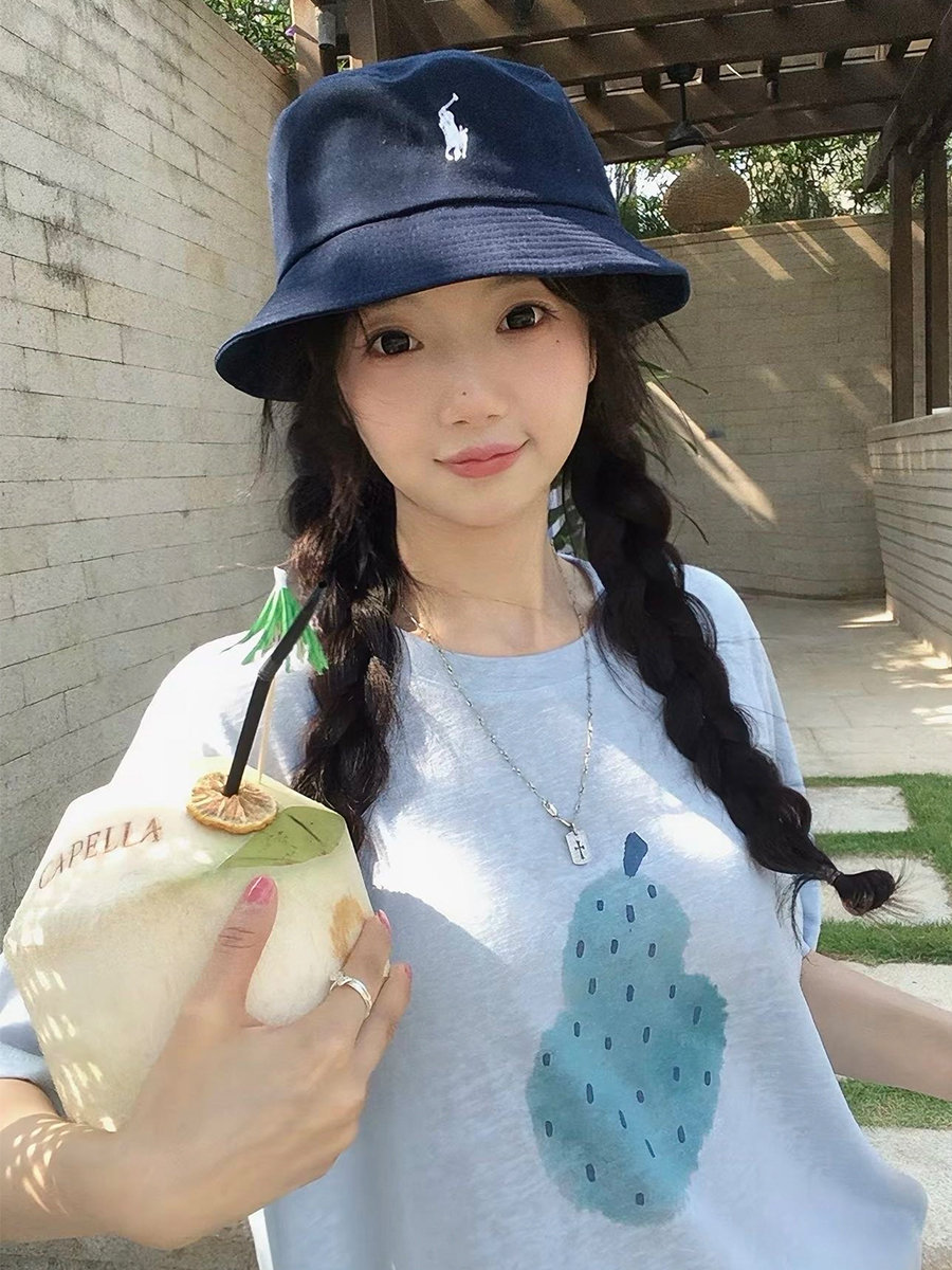 BeauMuse重磅上新！雪花天丝水果印花T恤，云朵般软糯凉感，微透柔光自带仙气