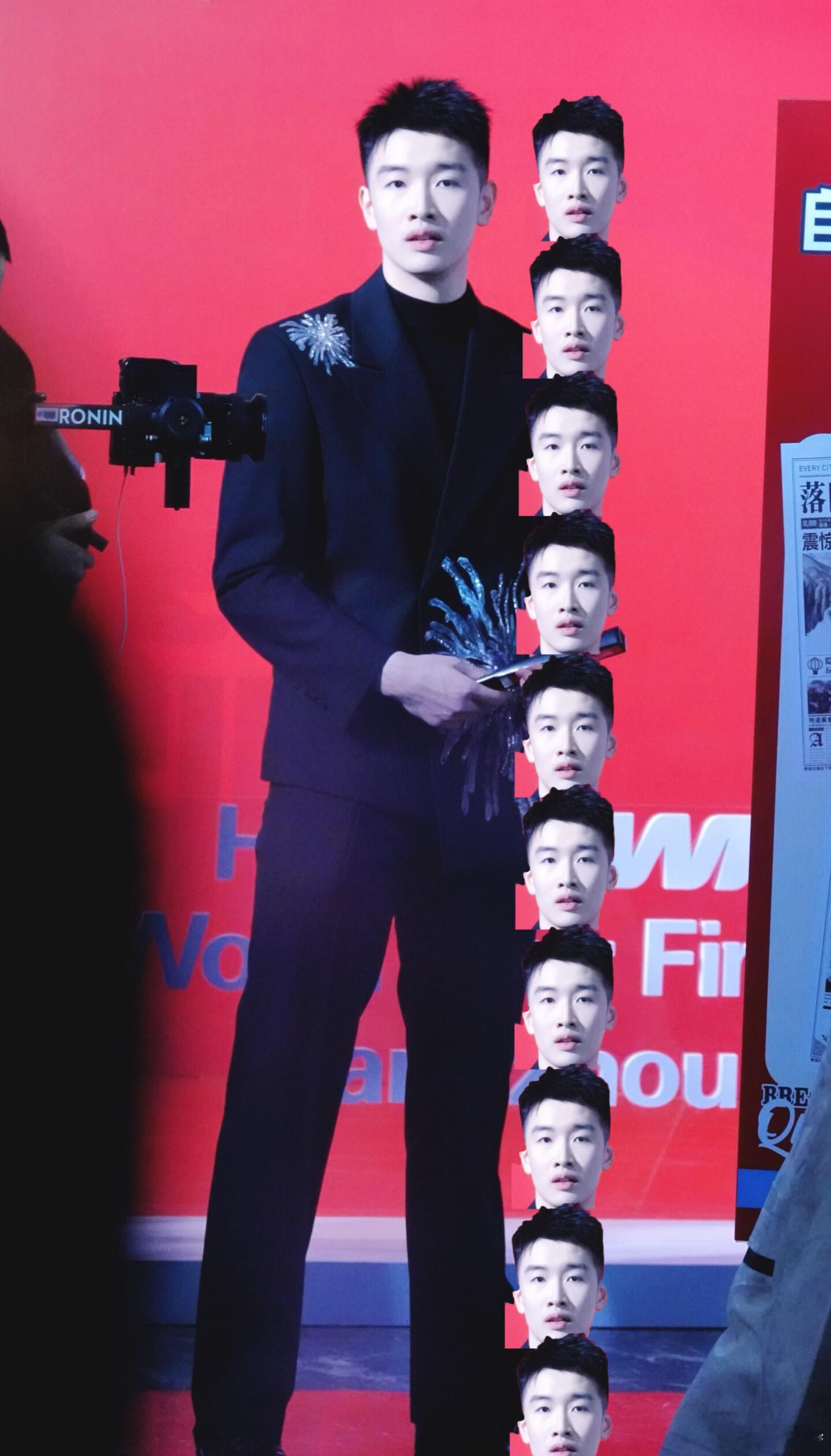 简直不要太形象！李师傅这身材比例！我觉得半碗饭可以给他颁一个最佳身材奖真的！