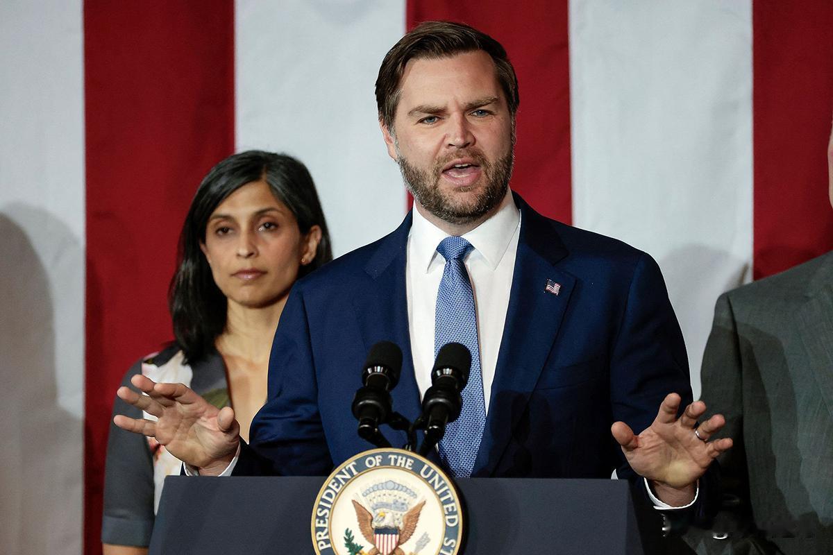 美国副总统万斯表示，消除美国与伊朗之间长期存在的不信任需要时间，不过他对当前和平