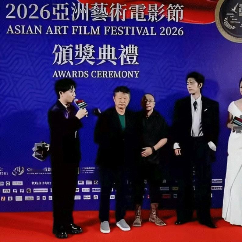 亚洲艺术电影节，恭喜《得闲谨制》编剧兰晓龙获得最佳编剧，什么水平吧？ 