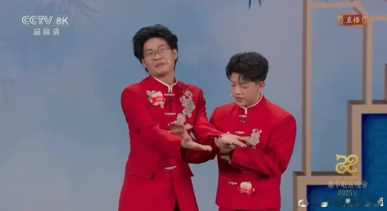 漫才兄弟好笑  圈粉了！徐浩伦和谭湘文这对漫才兄弟，用独特的表演风格和新奇的笑点