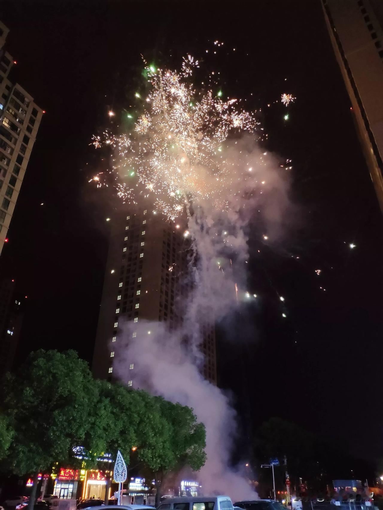 生活明朗 万物可爱