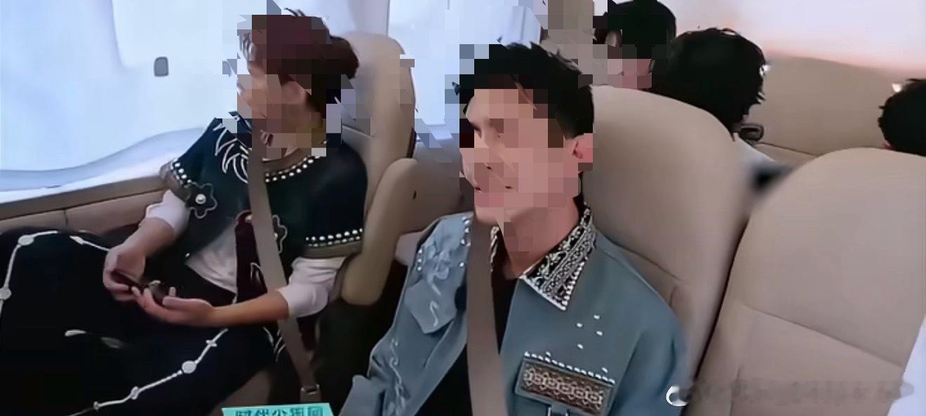 不知道你们什么习惯，我个人学完车后上车第一件事就是系安全带。以至于没有这个工序我
