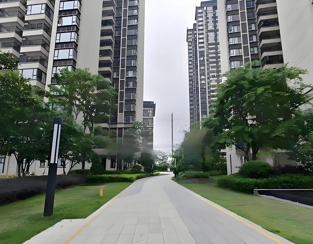 宁讨饭，莫干物业电工！出卖劳力，难获尊重

有句话在行业流传：宁讨饭，莫干物业电