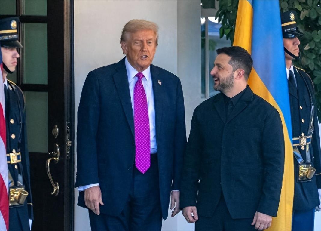 俄乌停火越谈越让人看不懂了，泽连斯基想着把自己当筹码换美国给个安全保障，可特朗普