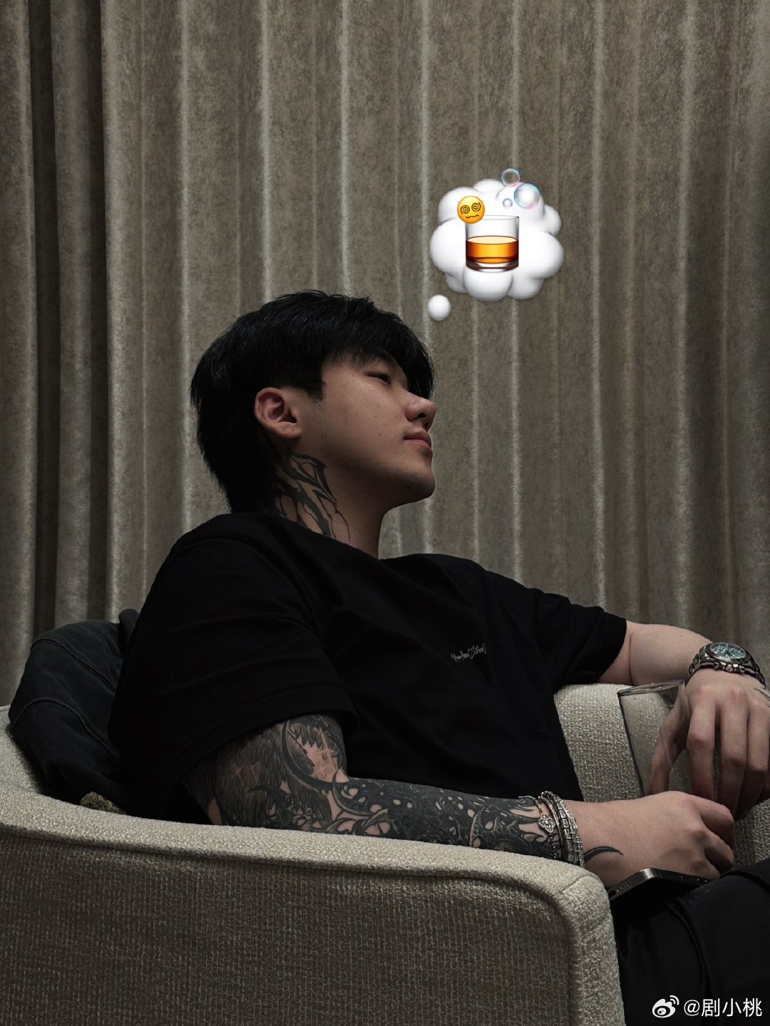 Capper长了张不扫兴的嘴 Capper 就是行走的气氛制造机🔥，捕鱼环节大