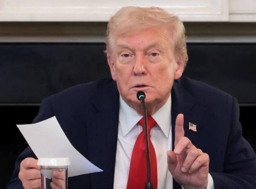 突发新闻：美国计划在96小时内对伊朗境内目标发动袭击，目标是革命卫队和巴斯基民兵