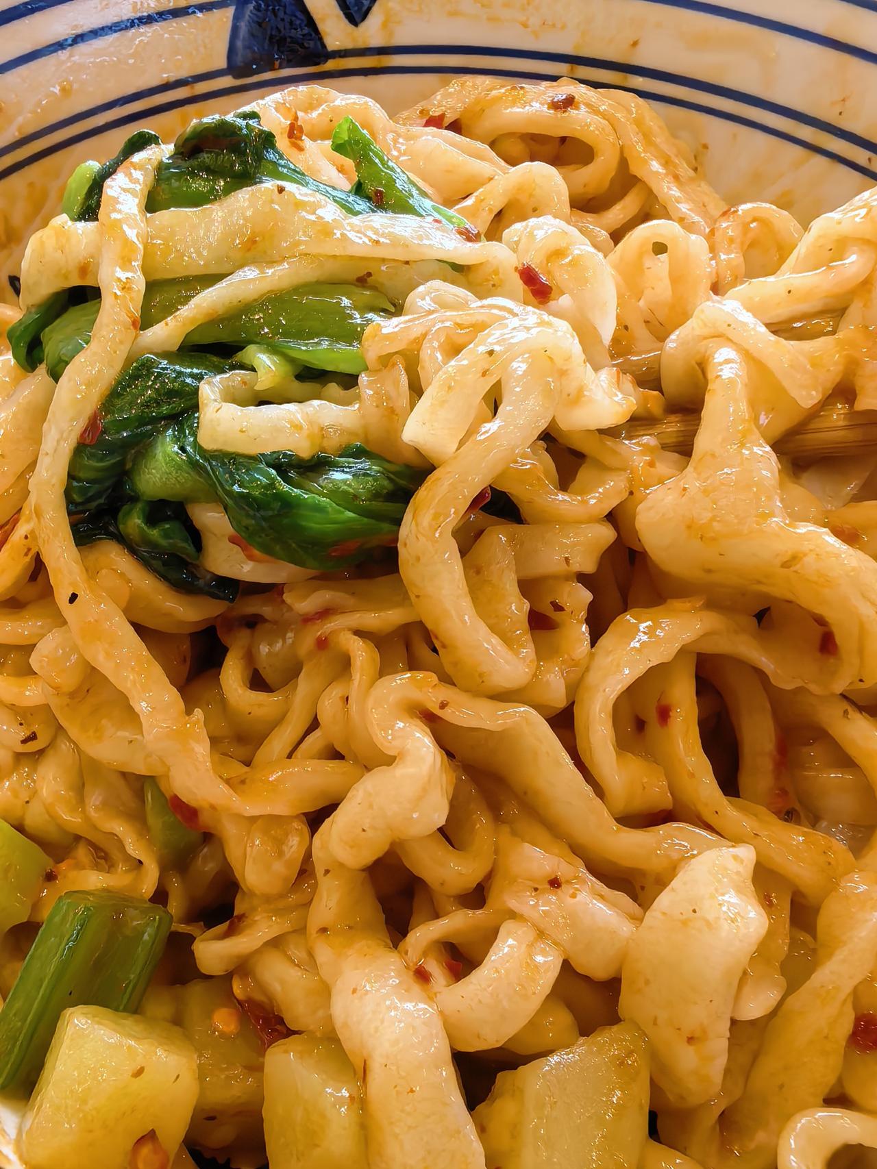 一碗面解去所有烦恼