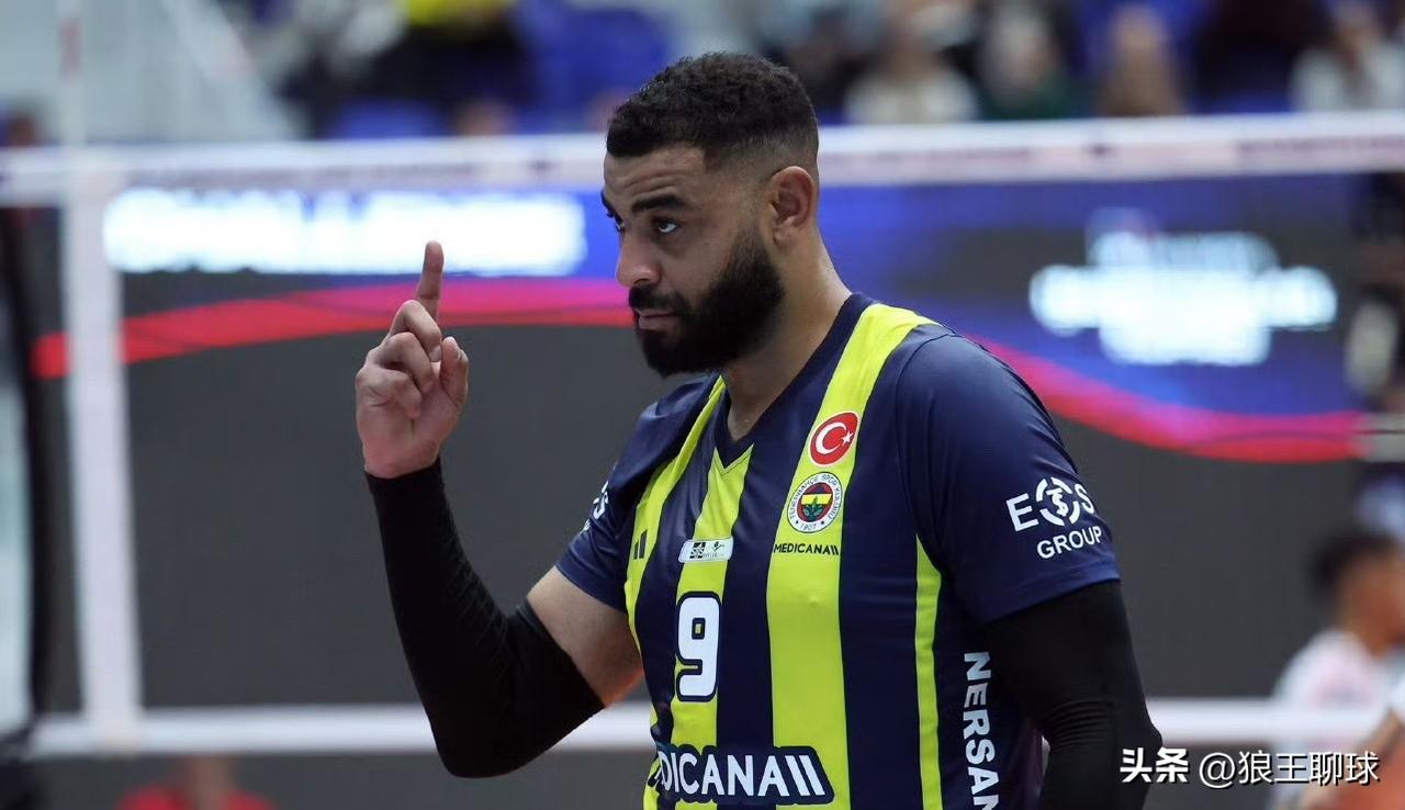 【一言不合就解约！恩加佩特与费内巴切彻底分手】

费内巴切与法国男排传奇主攻恩加