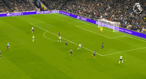 Guinness 英超2月最佳进球：索兰克

对阵曼城，热刺前锋索兰克蝎子摆尾破