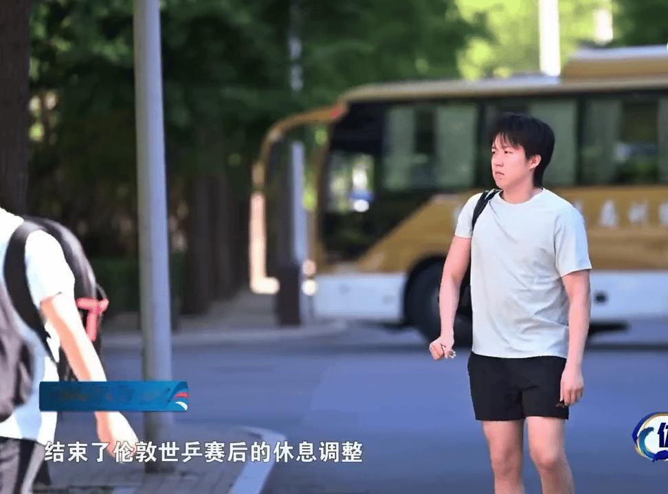 好久没见宝宝这么背包了