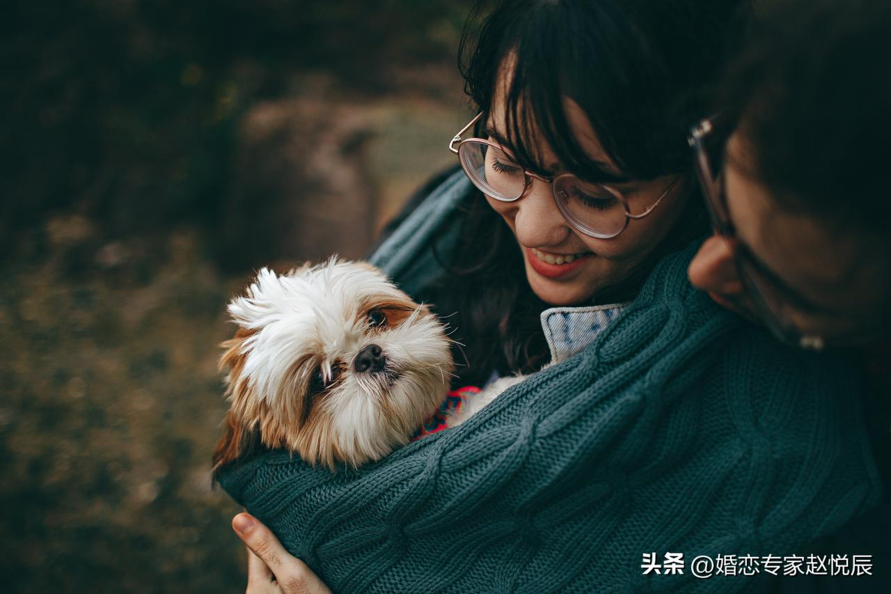咨询了上千个离婚案例，我发现那些抛妻弃子娶第三者的男人，大都躲不过这3个下场。