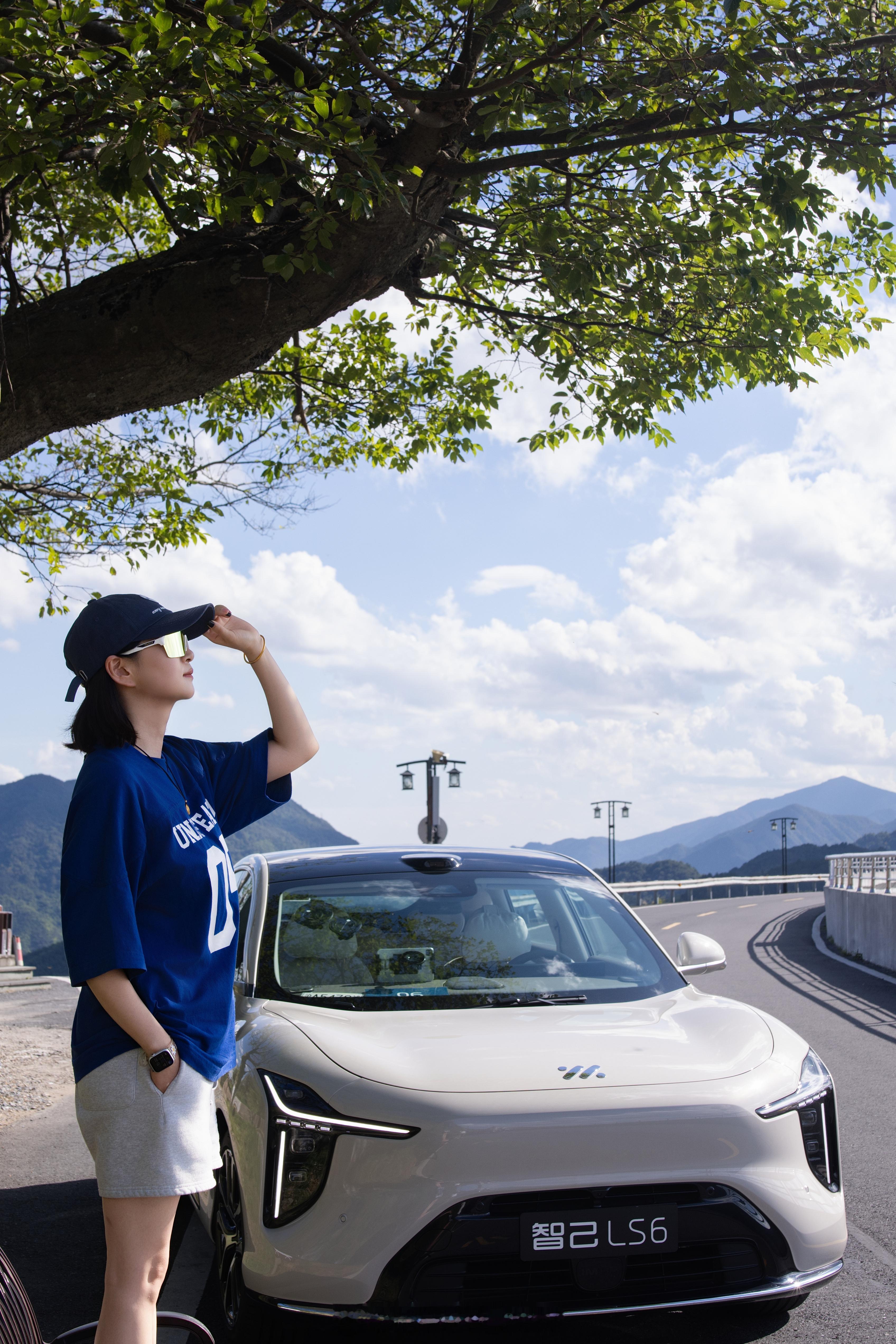 这车只有开过才知道，是真的好，一步到位的智能和舒适体验，以及大厂硬核安全保障，最