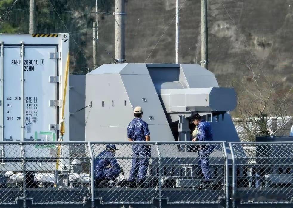 5. 福建舰入列后日本公布电磁炮进度 射速超6倍音速：福建舰正式入列，是8万多吨