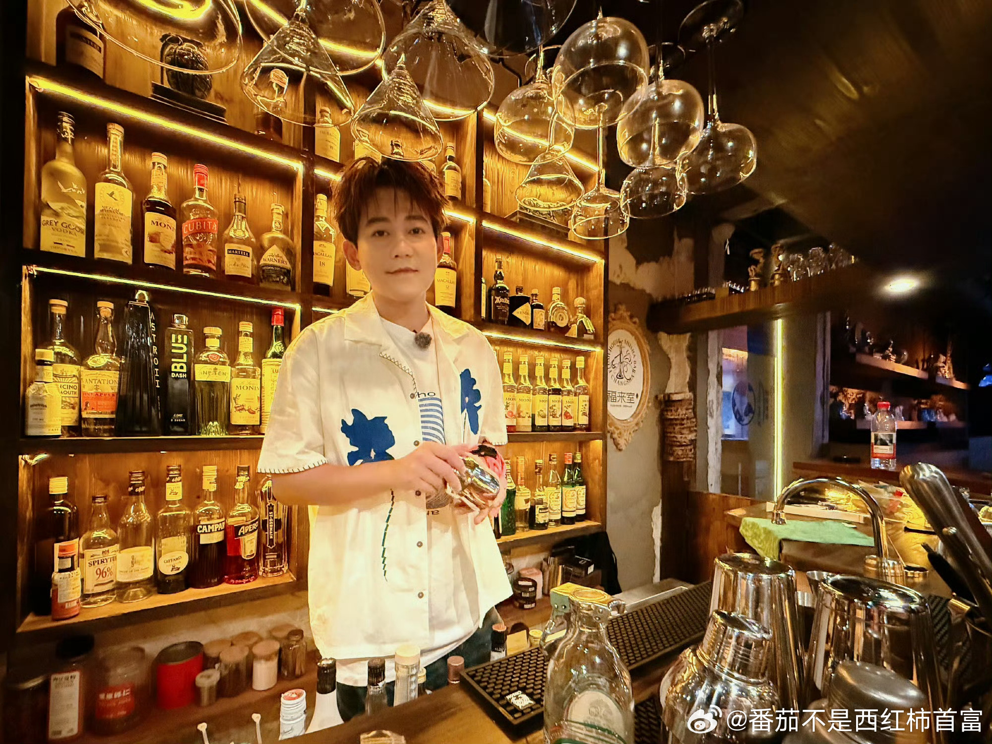 好像粽子的甜咸之争哈哈哈哈哈哈 但是河南人不同意山西胡辣汤正宗[笑cry]苏醒被
