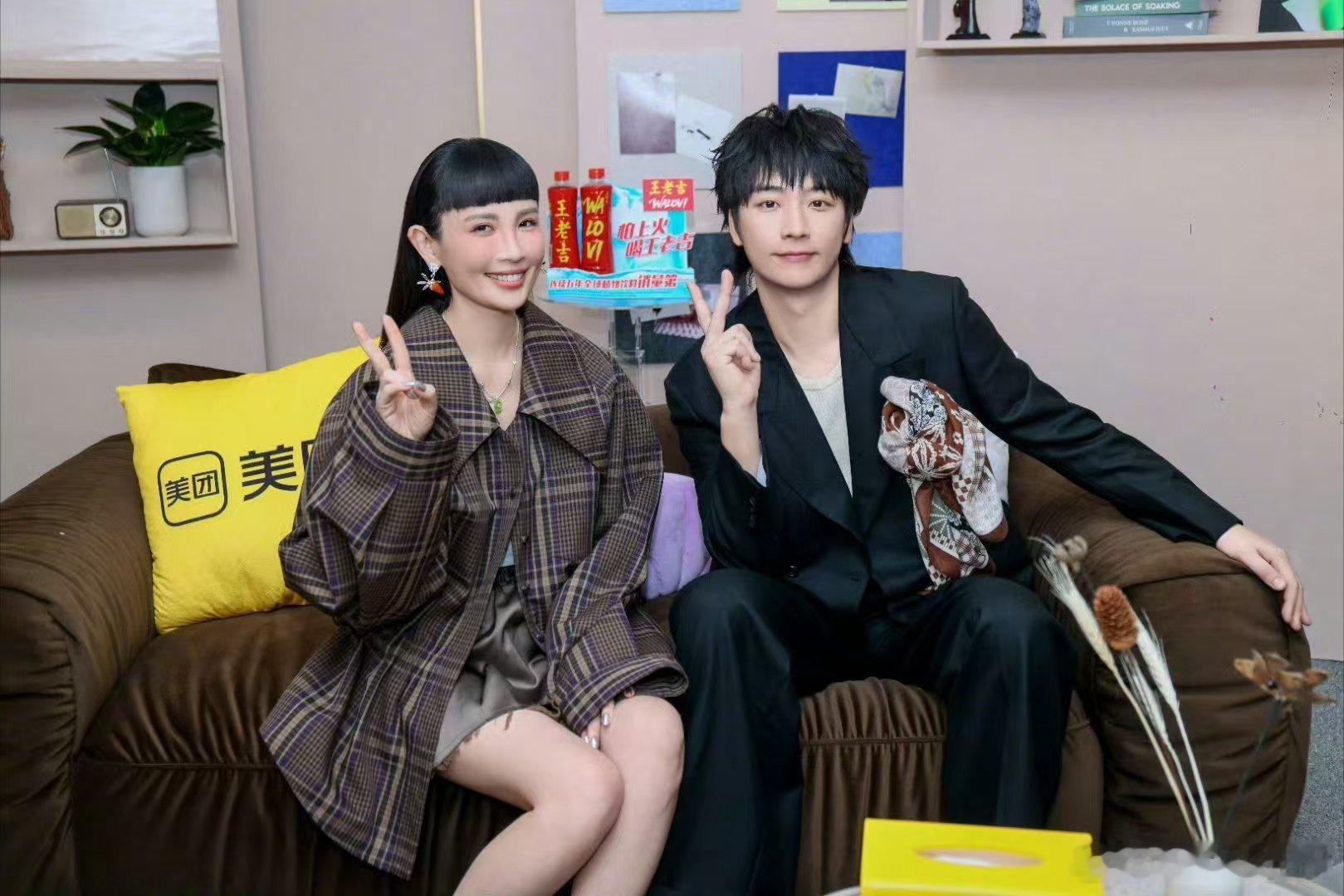 魏如萱谢谢吴泽林歌手直播歌手2026 简单的感谢饱含真心，魏如萱感念吴泽林的贴心