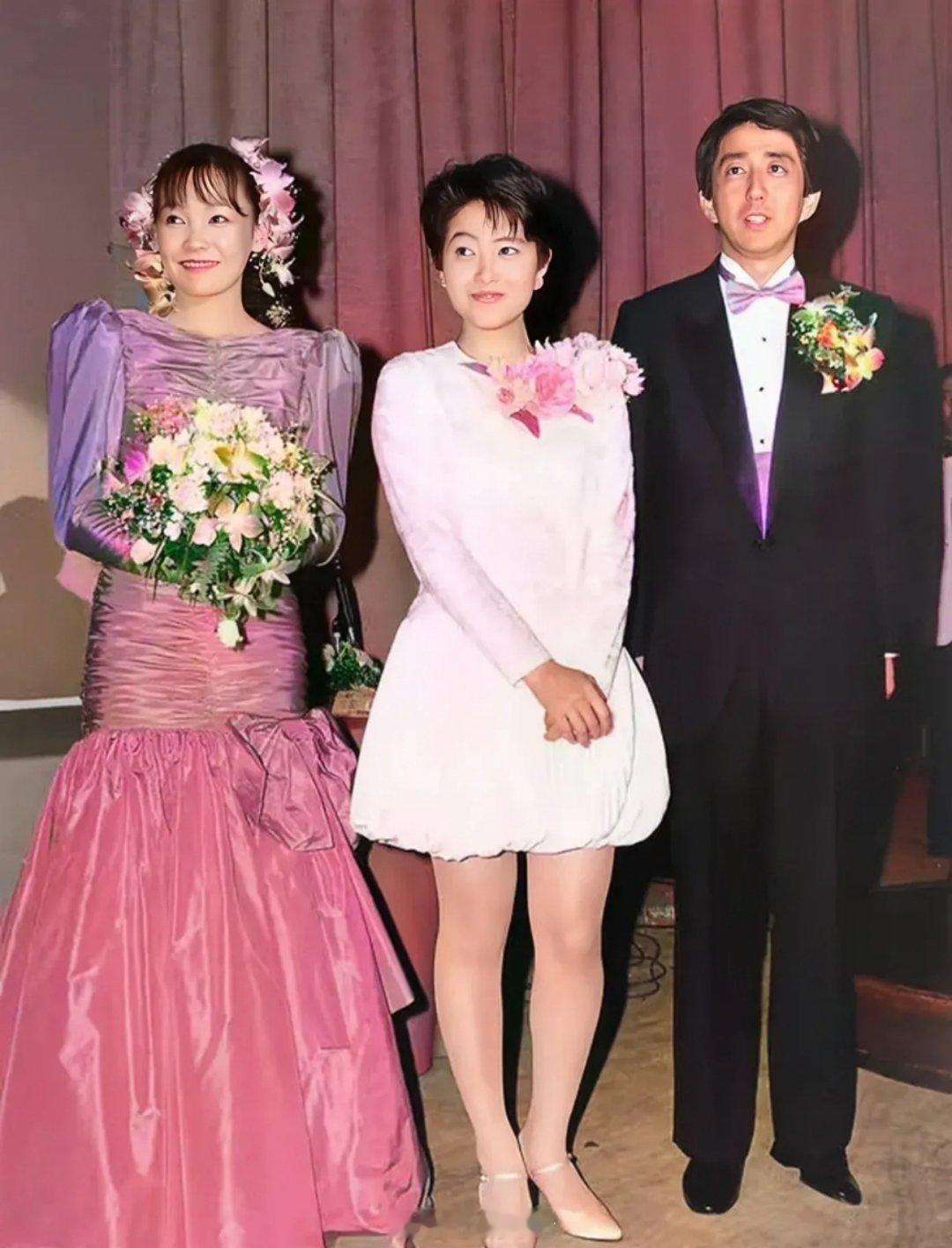 1987年6月，时年33岁的安倍晋三与26岁的松崎昭惠结婚 