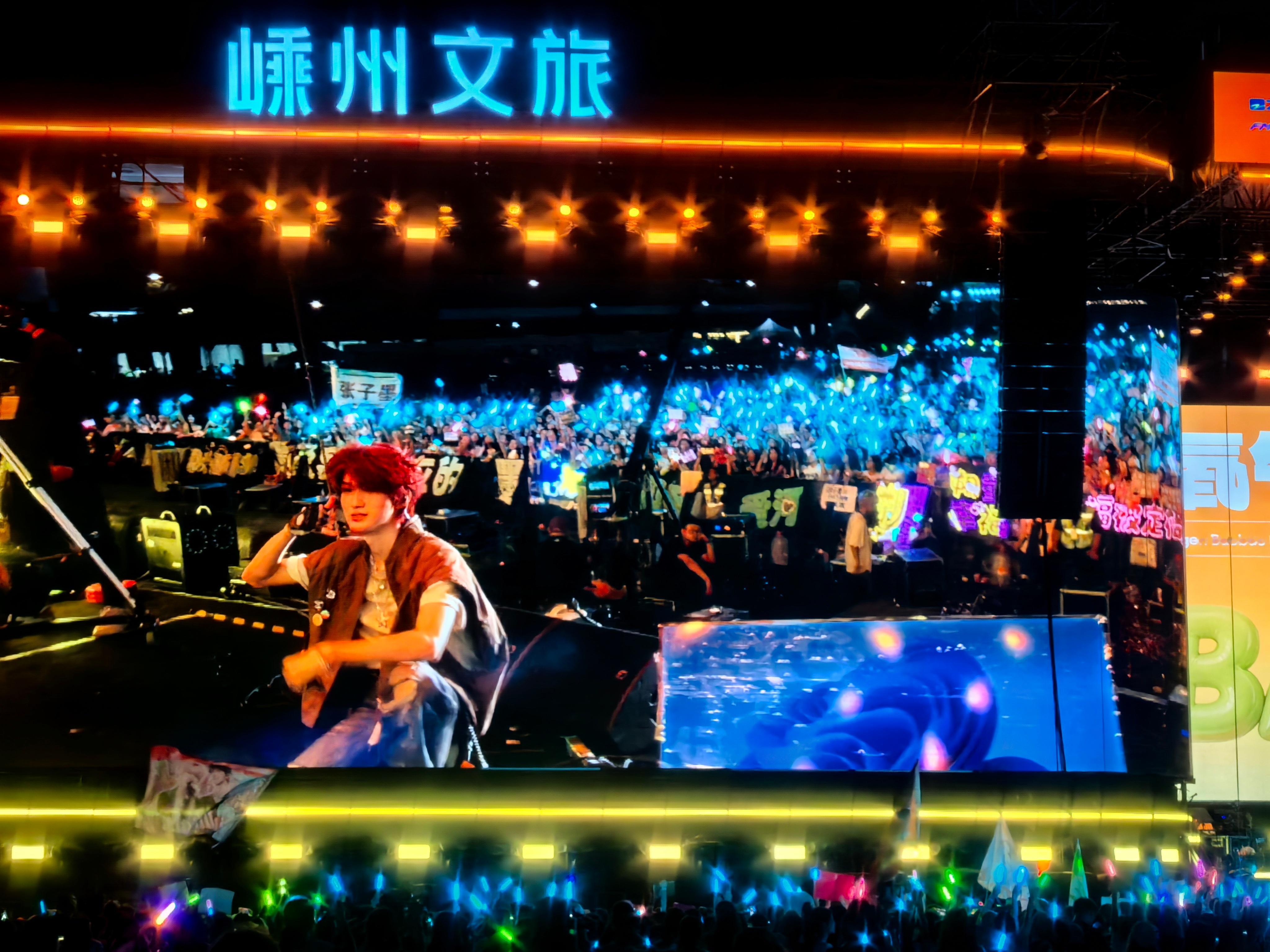 姐妹我被你们墨水吓晕了，shushu合照就这样张子墨音乐节带票王 ​​​