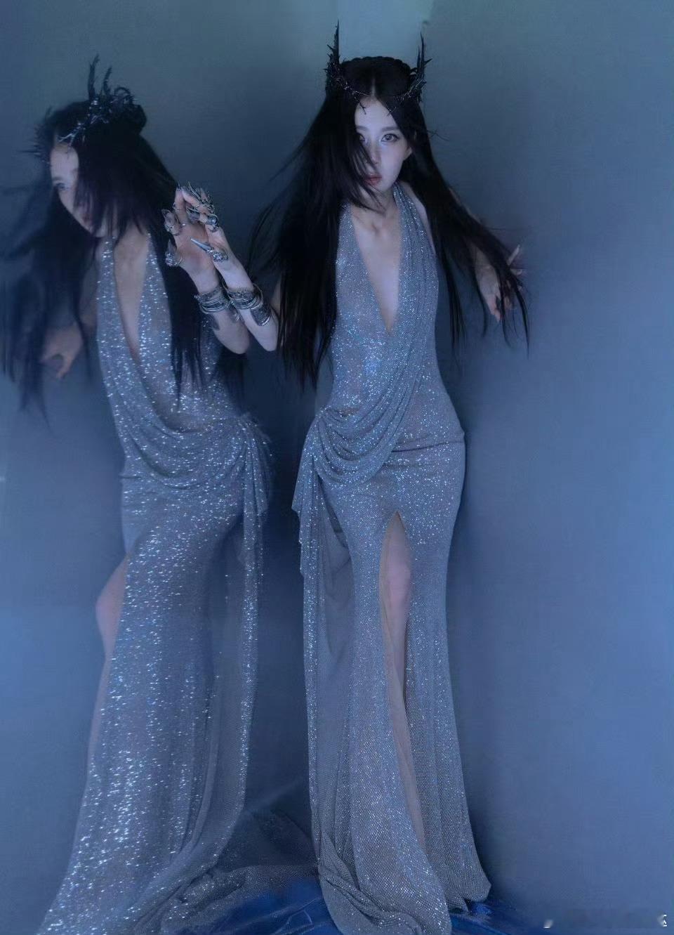 赵昭仪好长的一条人 赵昭仪这身材比例真的绝了！时尚之夜造型利落又高级，被网友调侃