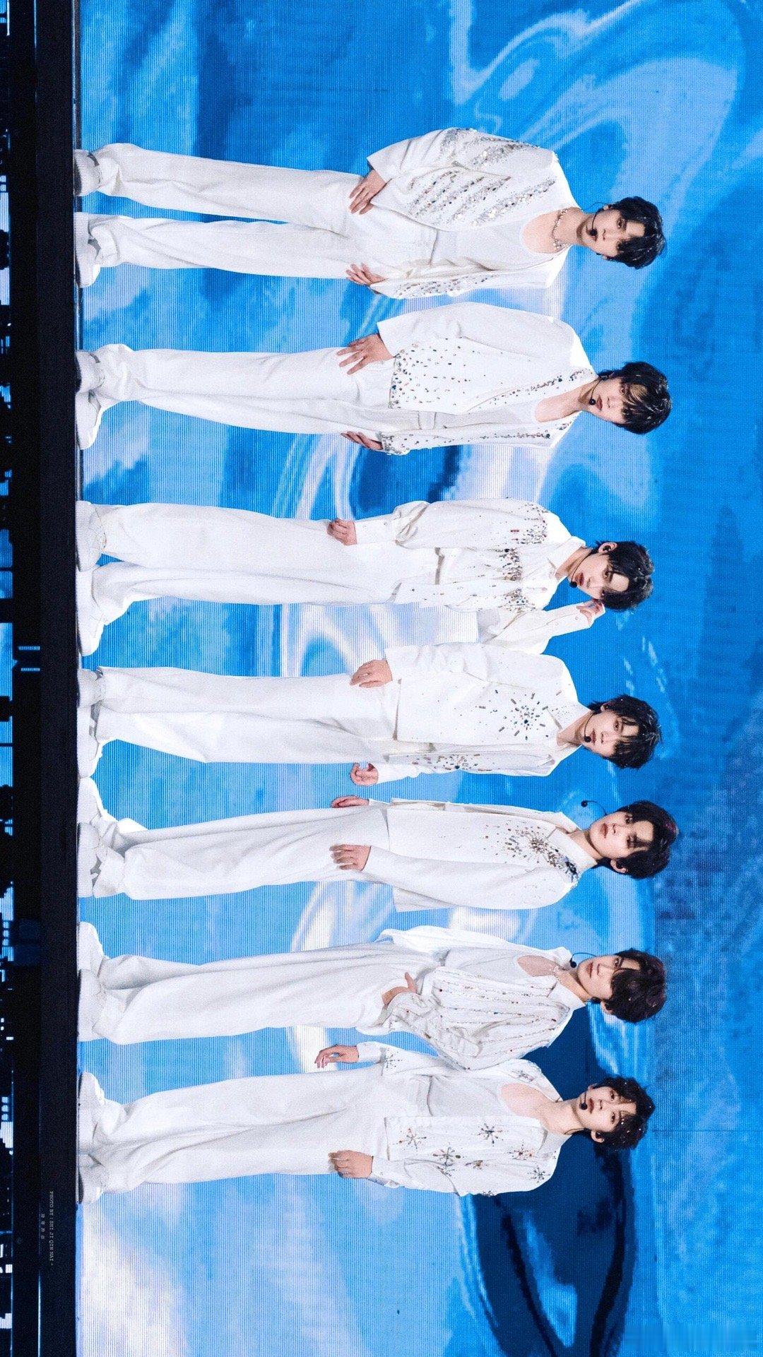 #时代少年团[超话]#  伟大的团图，愿他们永远开心，越来越优秀，越来越棒#时代