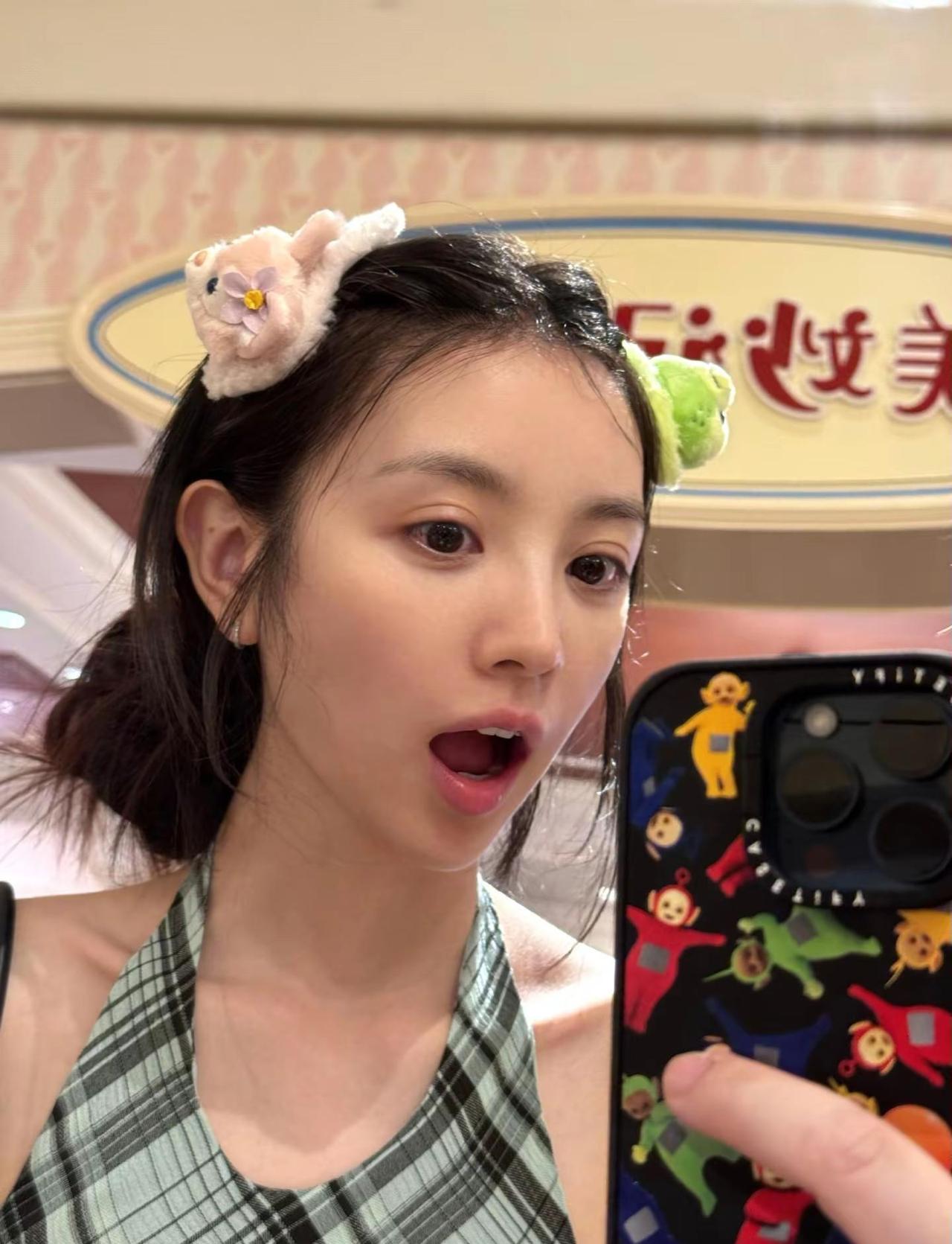 像猫一样的你🐱田曦薇 田曦薇是甜妹中的天花板吧 对镜拍 镜头表现力 livep