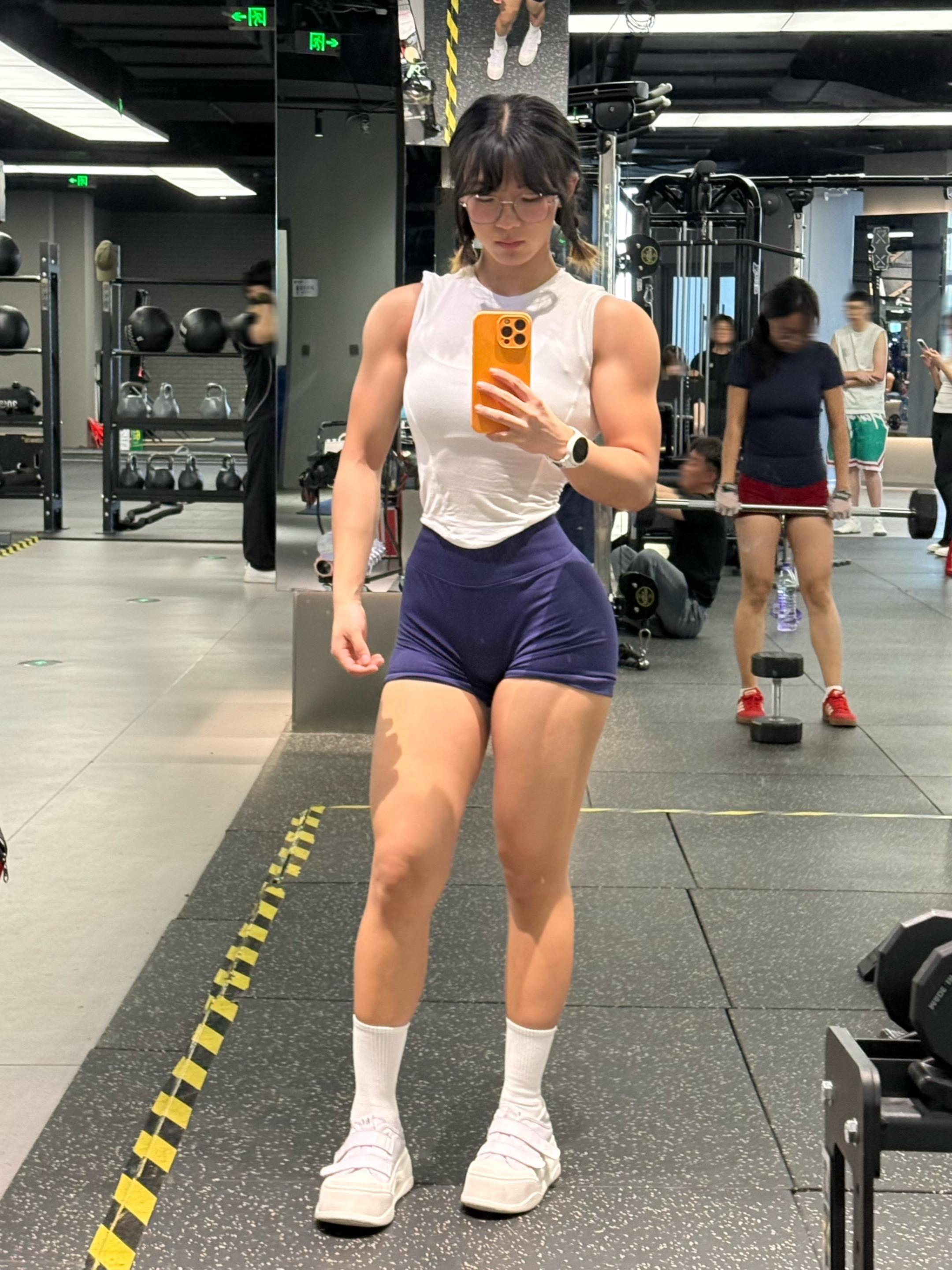 正面还是背面。