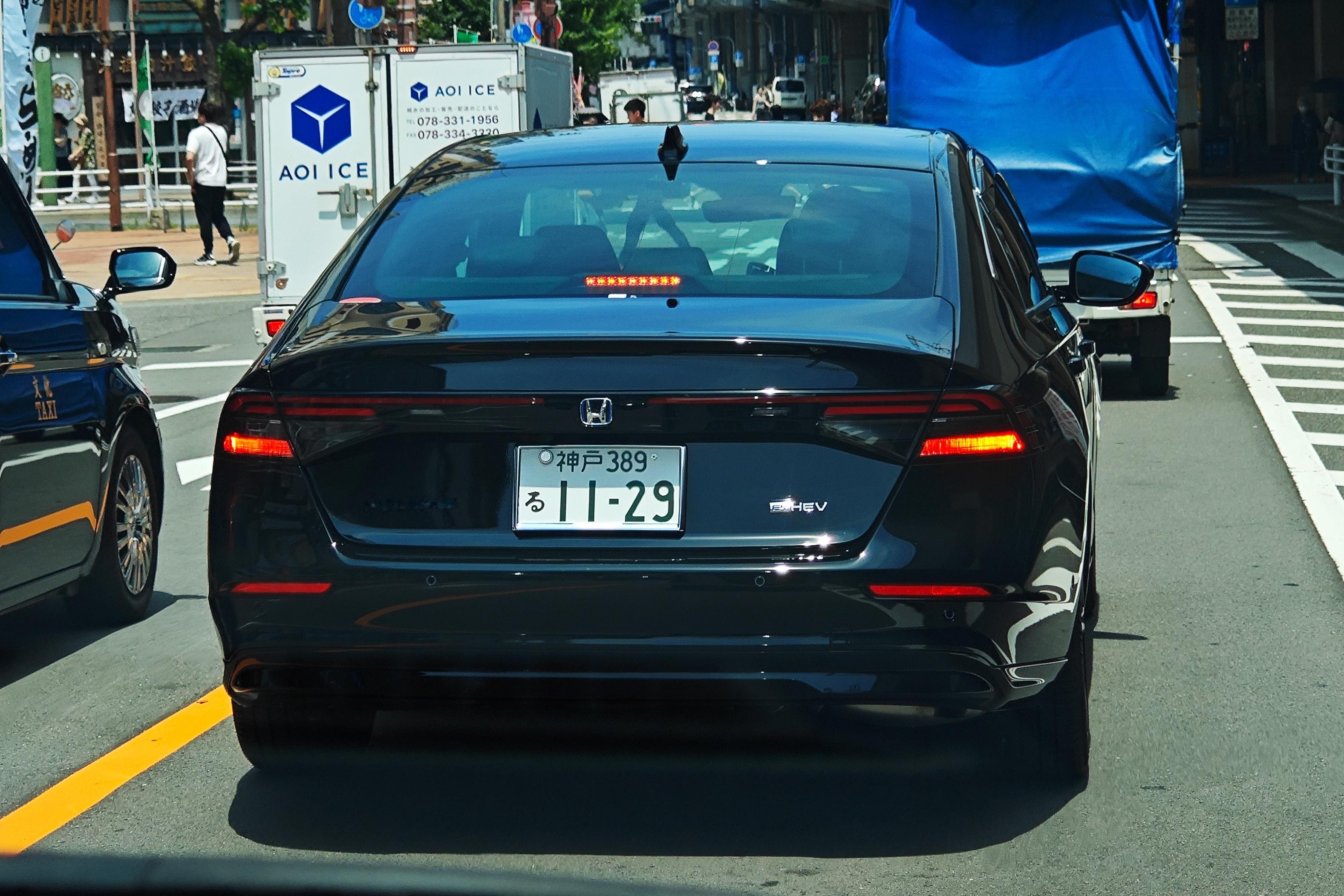 偶遇本田高级小轿车[doge] 其实日本轿车市场已经萎缩到快消失了。由于少子化和