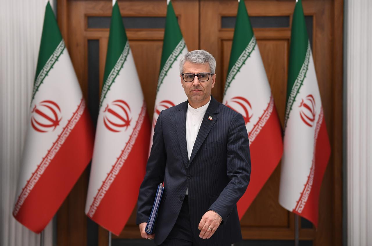 拒谈即胜利：
伊朗用一张空桌，戳破美国霸权假象。
 
原定4月22日在巴基斯坦举