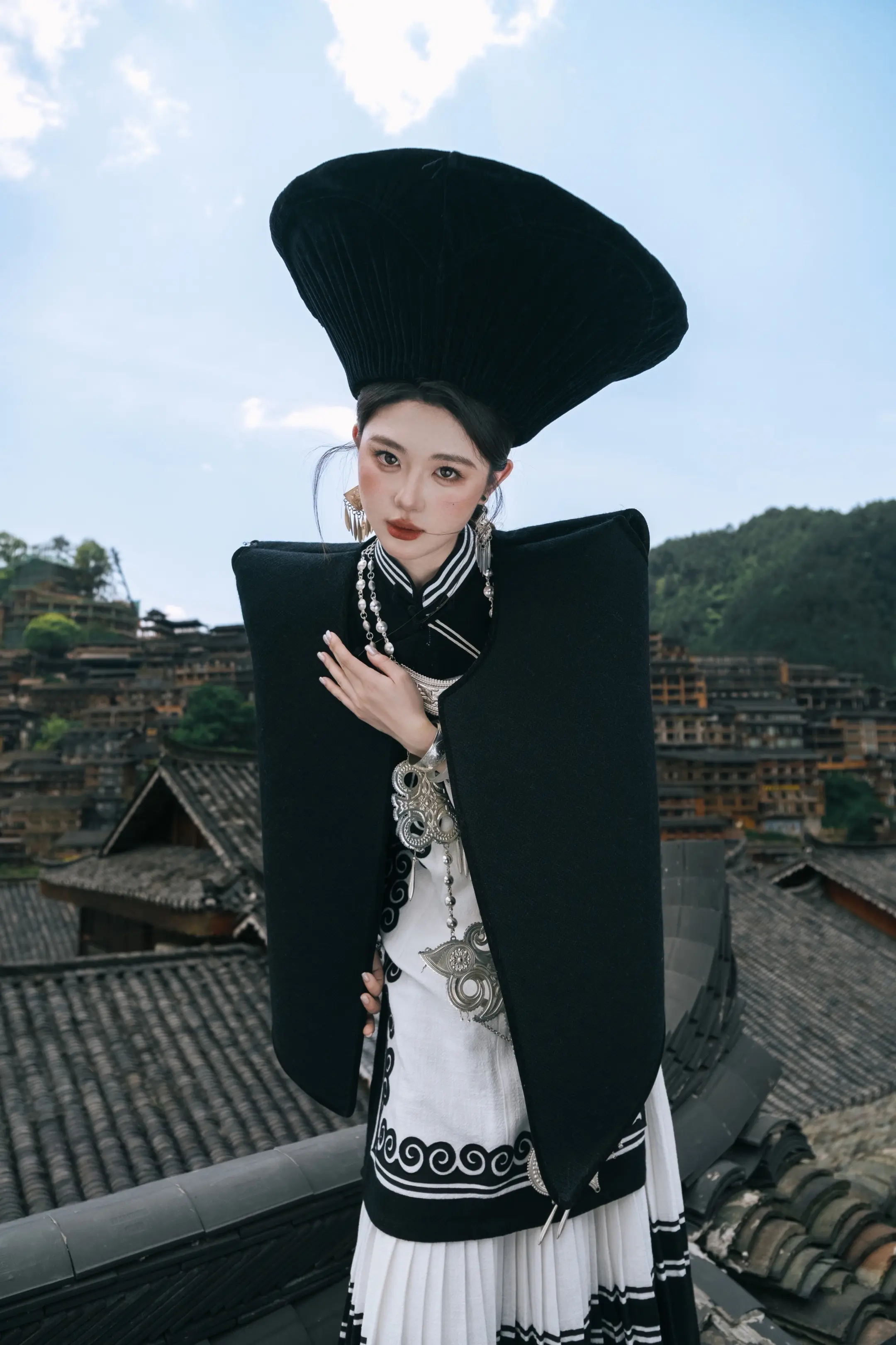 我走不出这大山，你带一只蛊虫走吧