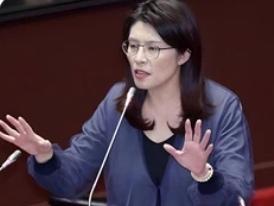 此行时隔近十年，是国民党主席再度正式访陆。它打破民进党当局所谓“两岸无对话可能”