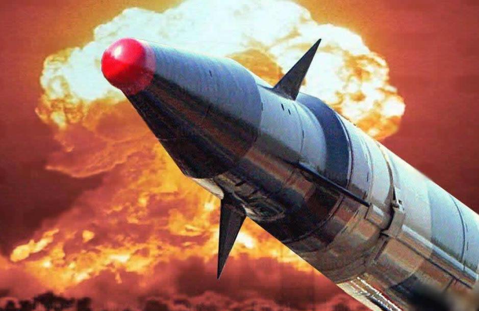 小日子现在就像急切地拥有核武器，他知道如果没有核武器他必定会输给中国，可如果日本