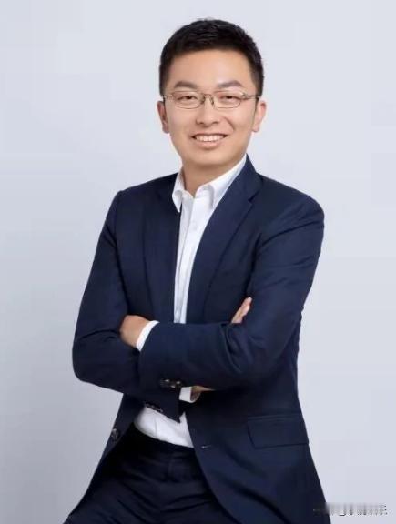 “人不是老了才会死，是随时会死”这句话的含金量还在上升。

天妒英才，餐饮品牌“
