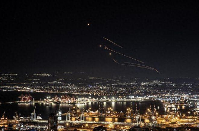 美国以色列伊朗大战已进行了12天，局势呈现高强度对抗、全面外溢、持久战化三大特征