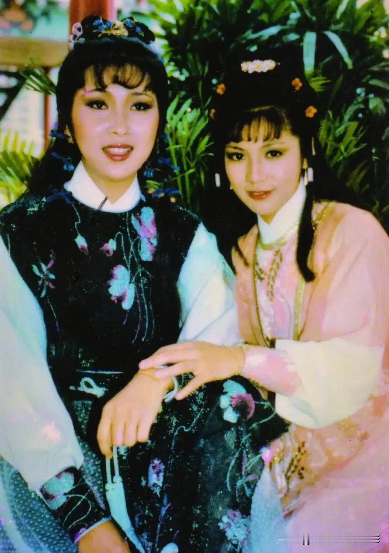 哪个黄蓉是你心中最难忘的人物呢?当然翁美玲，再无黄蓉翁美玲